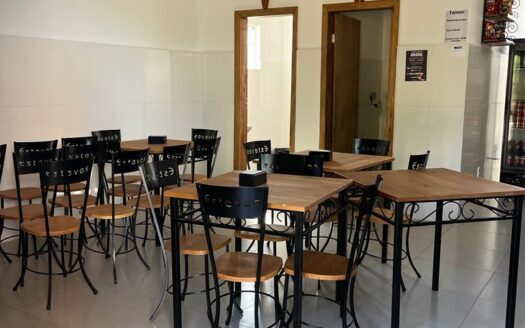 Ponto comercial com galpão